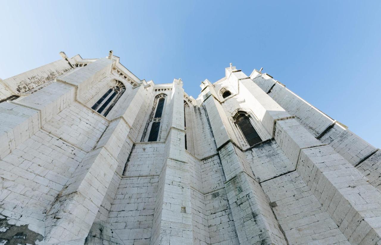 Carmo Apartments Lisbona Esterno foto